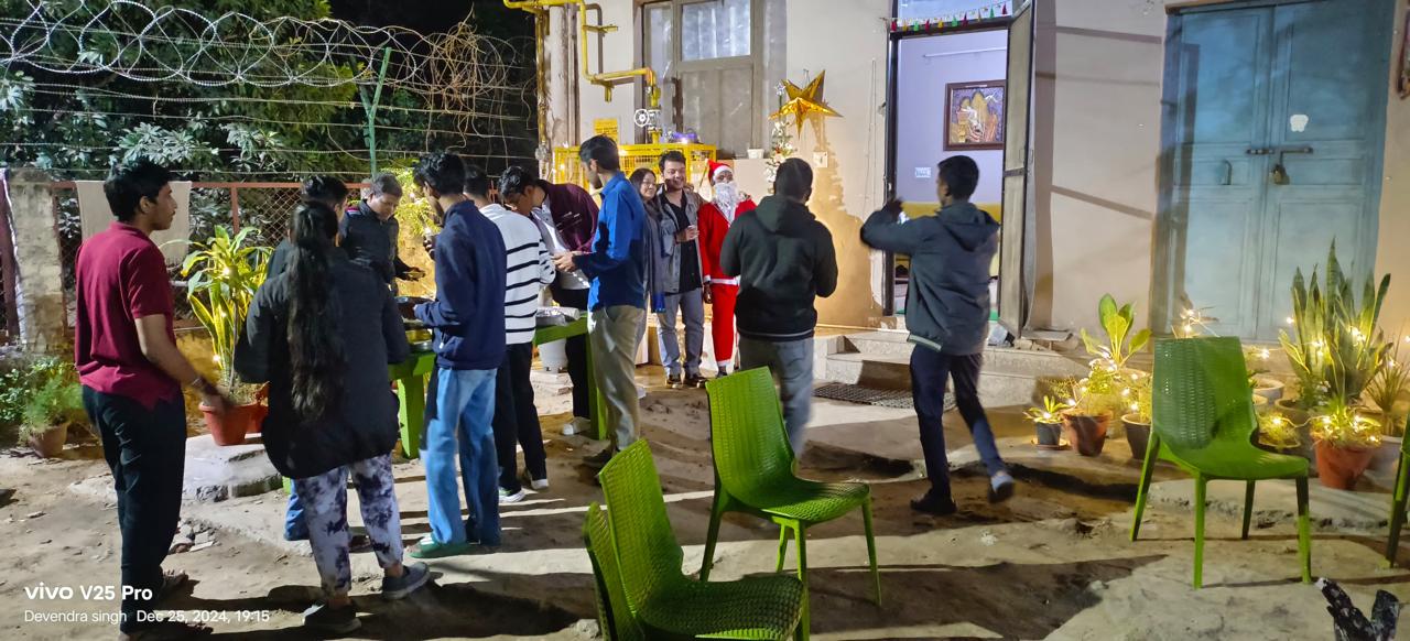Aarya Awas Hostel Facilities